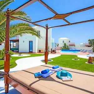 Sara's , Playa Blanca (Lanzarote) Spain